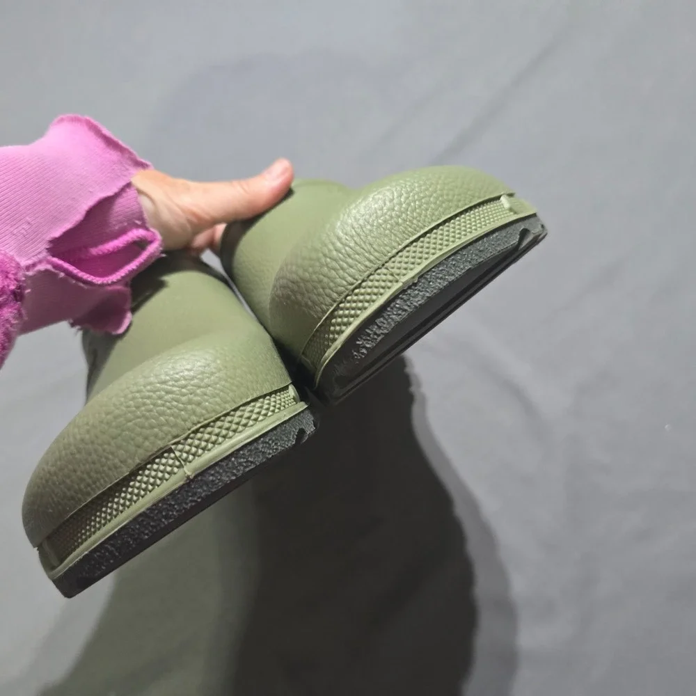 Gardenline Clogs 11/12 Olive Green Rubber Utility Slip-On Garden Rain Outdoors